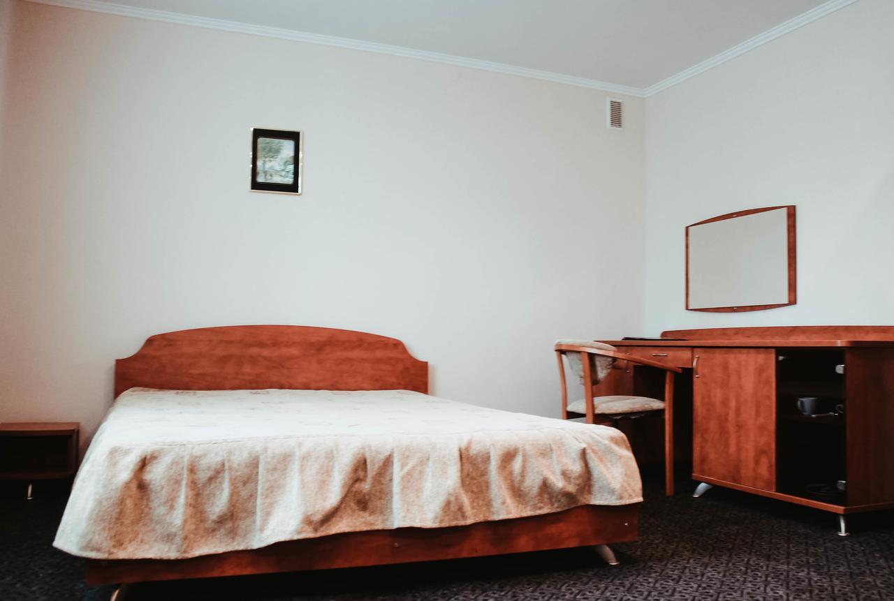 Kanna Hotel Askania-Nova Zewnętrze zdjęcie