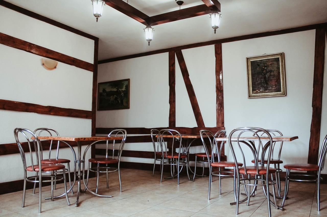 Kanna Hotel Askania-Nova Zewnętrze zdjęcie